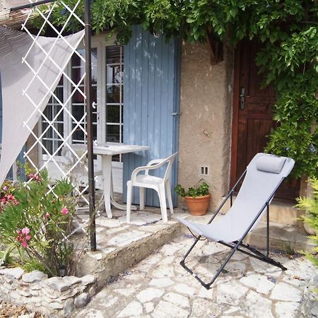 Petit Studio Atypique Et Cosy En Provence Saint-Étienne-les-Orgues Kültér fotó